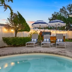 Poolside Paradise | Spa, Fire Pit & Games