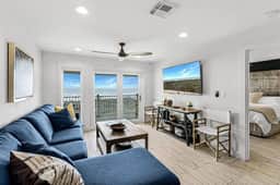Incredible Ocean Views, Direct Beach Access, Pool
