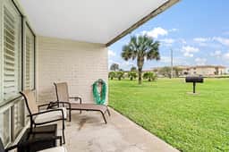 Sea Escape-Boardwalk Access~Large Community Pool!