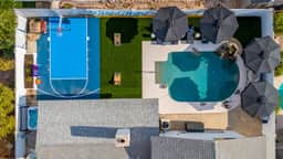 Heated Pool, Hot Tub, Game Room & Sport Court - Image 2