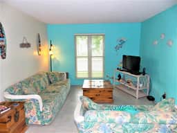 Seaside Retreat | Sleeps 5 | Family Friendly