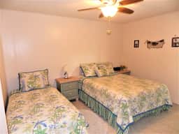 Seaside Retreat | Sleeps 5 | Family Friendly