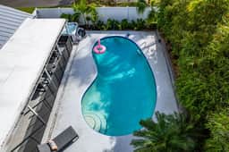 Relax, Play & Stay | Pool, Spa & Beach Nearby