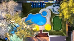 The Sunburst: Sleeps 18! Basketball & Heated Pool