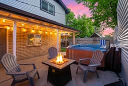 The Timberline: Hot Tub | Bocce Ball | Cozy Vibes
