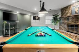 The Timberline: Hot Tub | Bocce Ball | Cozy Vibes