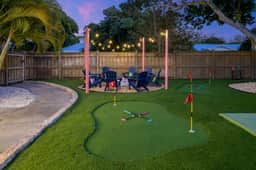Bradenton Beach Club - Poolside + Estate Bunkroom
