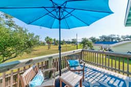 Cozy Private Retreat • Hot Tub • BBQ Grill • Yard