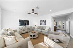 Bella Vacanza • Minutes to Beach • Community Pool