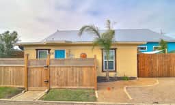 Sunshine Cottage- Fire Pit | Fenced in Yard