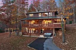 Private Mountain Getaway - Movie Theater - Hot Tub