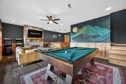 Sunset views for miles ~Gameroom~HotTub - Fire Pit