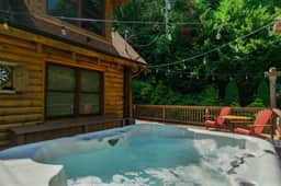 Old Oak Lodge: Mtn Getaway, Views, Hot Tub