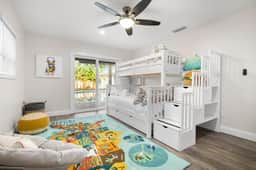 10 Mins to Beach-Heated Pool~Ping Pong+Pool Table