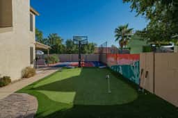 Peoria Paradise: Basketball | Heated Pool | Games