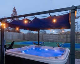 Pickleball Court Ev Power Cord Hot Tub Pool Table