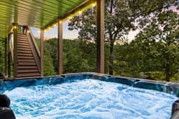 Lake Views | Hot Tub | Fire Pit | Micro Events