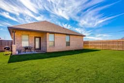 10 Minutes to Stadium! | Spacious 3BR | Gameroom