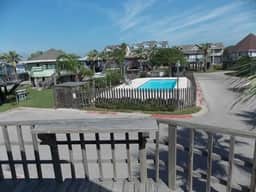 Beach Shak- Pool View | Private Apartment - Image 5
