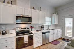 Sea Clusion- Golf Cart Friendly | Pet Friendly