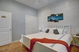 Sea Clusion- Golf Cart Friendly | Pet Friendly