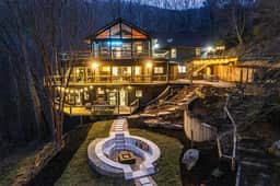 7k sq ft Mountain Estate -The Most Epic Experience