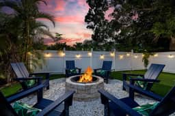 Epic Indoor Slide! Pool|Hot Tub|Mini Golf|Fire Pit