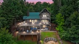 Mountain Views | Games | Hot Tub | Fire Pit | BBQ