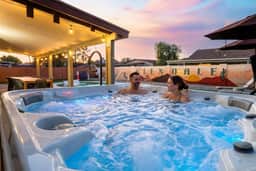 Epic Family Getaway | Speakeasy, Pool, Basketball