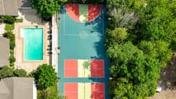 Huge Pickleball Mansion~Sleeps 26~Pool & Hot Tub