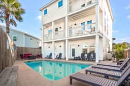 Island Star~5 Br Home~Private Pool~Boardwalk
