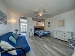 Waterfront Condo~1 Block to Beach~Pool Access