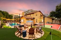 The Texan: Heated Pool | Basketball | Slide