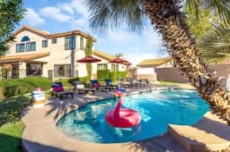 Epic Family Getaway | Sport Court | Heated Pool