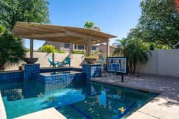 HTD Pool~Fire Pit~Games~Dog Friendly~Ping Pong