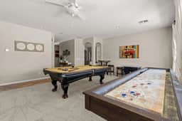 HTD Pool~Fire Pit~Games~Dog Friendly~Ping Pong