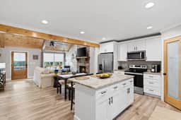 MTN Views | Hot Tub | Games | Dog Friendly