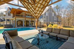 Sleeps 29~Pool~Tiki Bar~Hot Tub~Gym~Dogs Welcome!