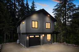 3 Br Sleep 8 • Hot Tub • Fire Pit • Stunning Views