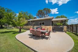 The Live Oak: Pickleball-Hot Tub-Dog Friendly