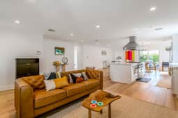 Spacious 4BR | Games | Workspace | Outdoor Fun