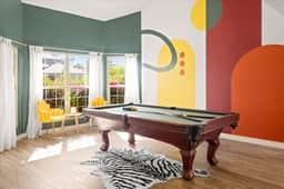 The Retro: Pool | Hot Tub | Basketball | Games