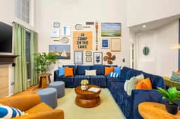 The Painted Paddle: Pool, HotTub, Pickleball Court