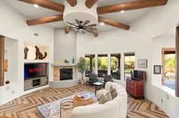 Cave Creek Luxe • 5BR w/ Casita • Pool & Views!