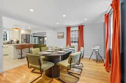 Stylish Stoneham Getaway  Playground  Game Room