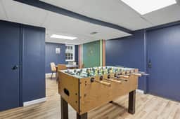 Stylish Stoneham Getaway  Playground  Game Room