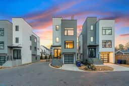 Downtown Raleigh Rooftop Retreat - Skyline Views