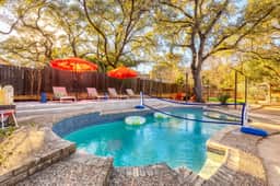 Ultimate Getaway • Pool • Game Room • Sleeps 12