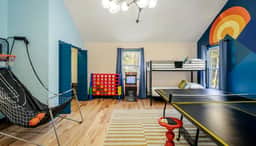 Sleeps 13 • Private Sauna • Hot Tub • Game Room