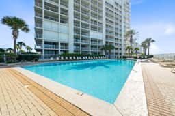 Beach Front • 7th Floor • Views • Pools • Hot Tub